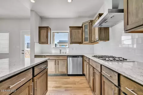 15220 Composition Ave, El Paso, TX 79938 photo 14