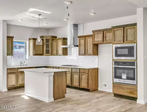 15220 Composition Ave, El Paso, TX 79938 photo 10