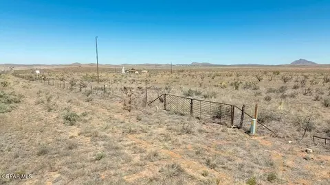 5661 Us-62, Dell City, TX 79837
