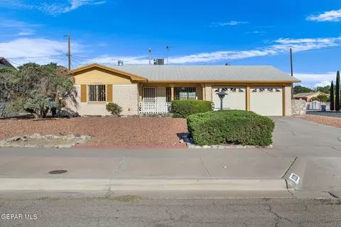 3329 Kilkenny St, El Paso, TX 79925
