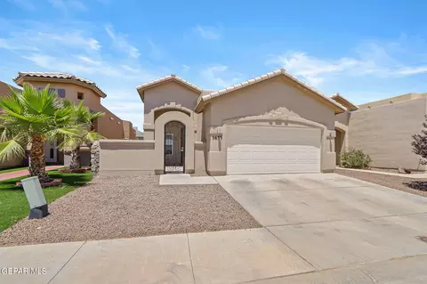 3633 Grand Cayman Ln, El Paso, TX 79936