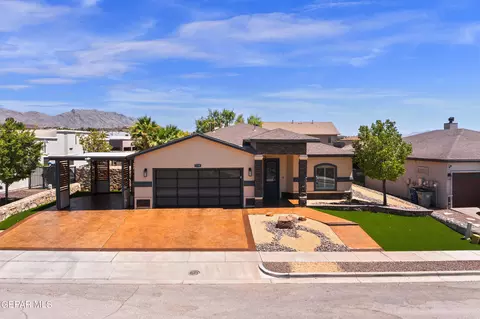7250 Camino Del Sol Dr, El Paso, TX 79911