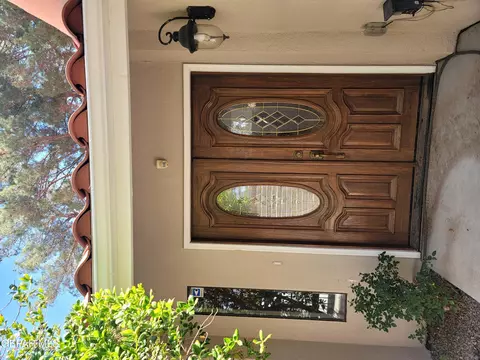 729 Lakeway Dr, El Paso, TX 79932