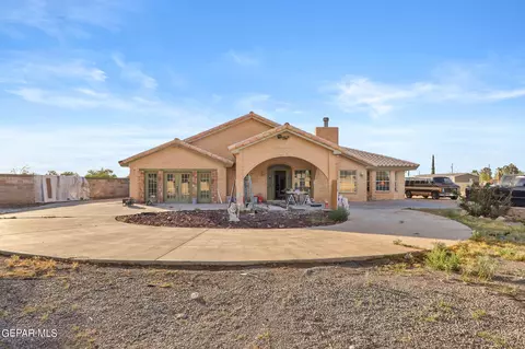 201 Bauman Rd, Socorro, TX 79927