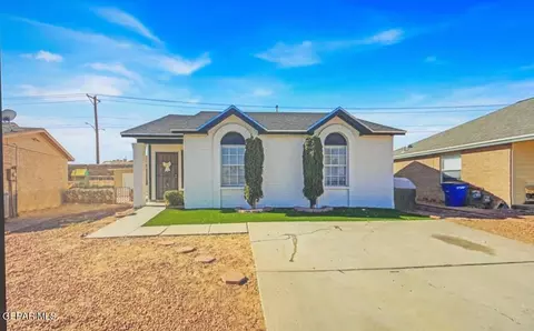 3513 Riverstone Dr, El Paso, TX 79936