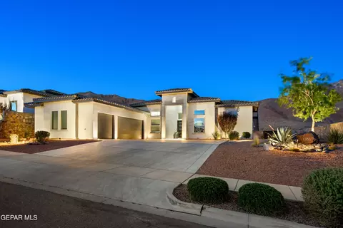 1361 Desert Night St, El Paso, TX 79912