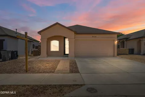 2220 Wild Point Pl, El Paso, TX 79938
