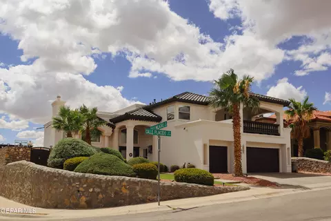 6521 Calle Placido Dr, El Paso, TX 79912