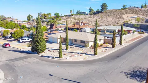 6201 Snow Heights Ct, El Paso, TX 79912