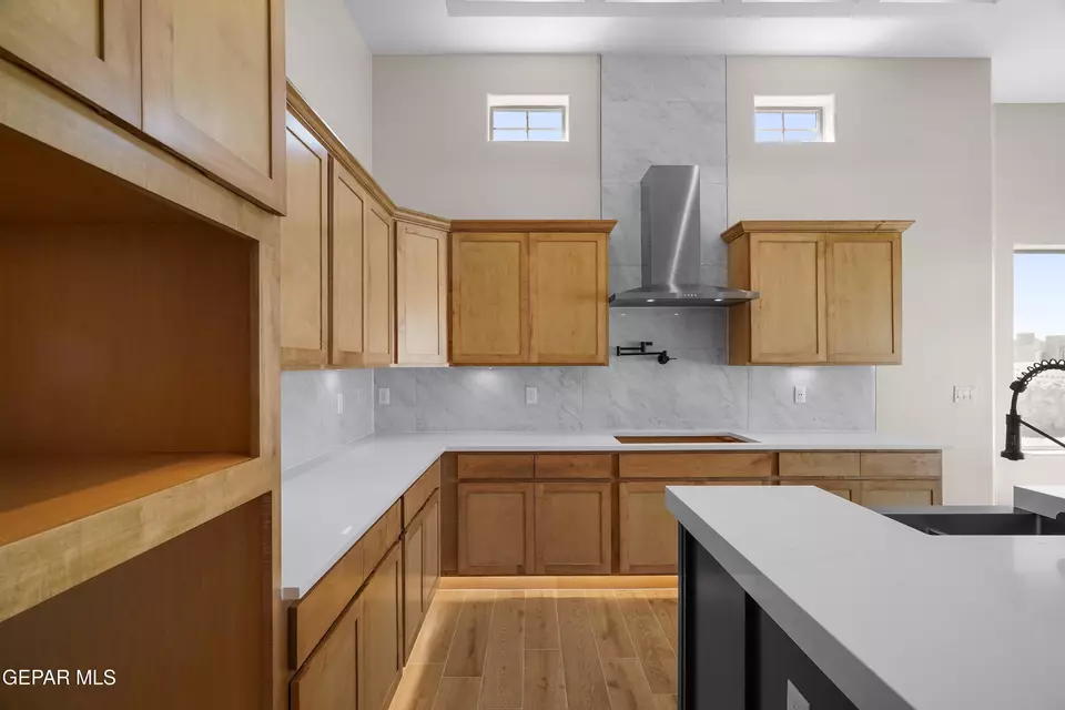 Kitchen - 1910 Concho Ct, El Paso, TX 79911 photo 21 of 22