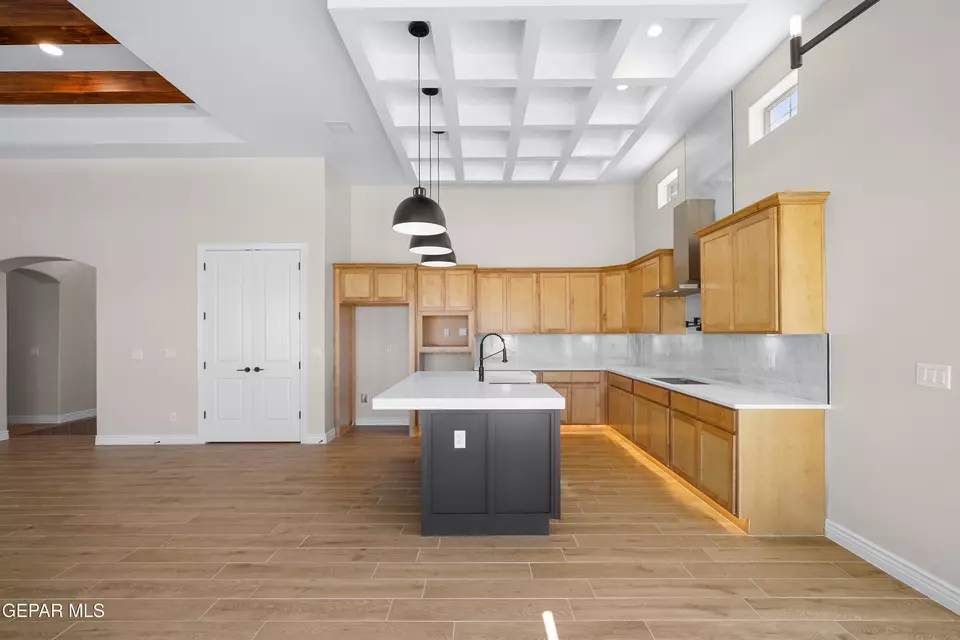 Kitchen - 1910 Concho Ct, El Paso, TX 79911 photo 22 of 22