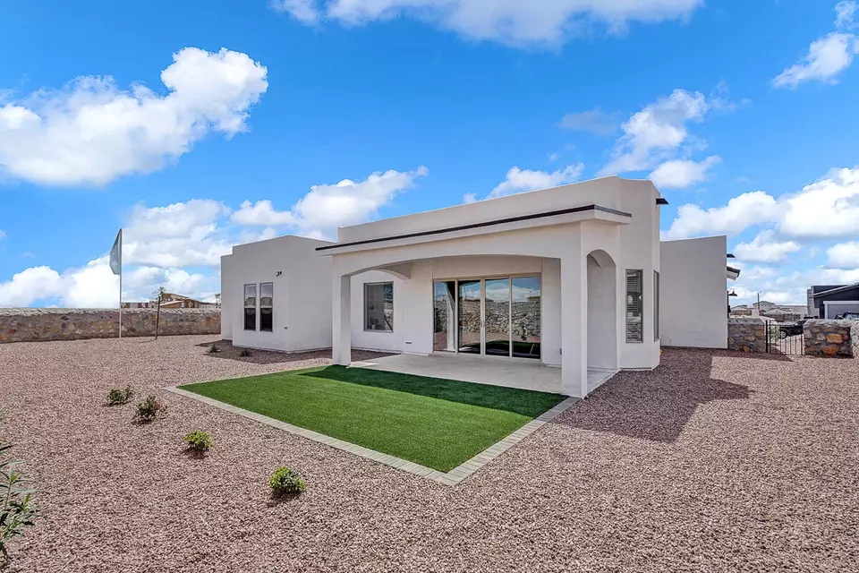 Exterior - 1910 Concho Ct, El Paso, TX 79911 photo 7 of 12