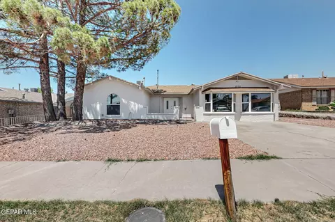 1521 Larry Wadkins Dr, El Paso, TX 79936