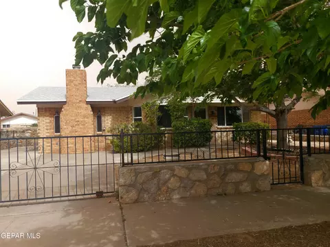 10808 Sapphire St, El Paso, TX 79924