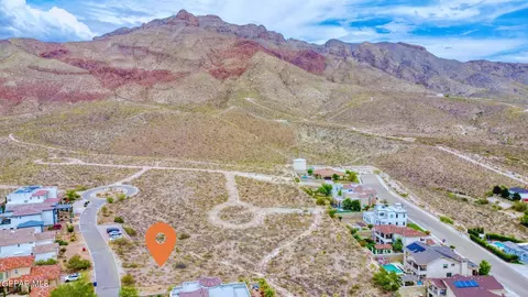 5912 Ojo De Agua Dr, El Paso, TX 79912