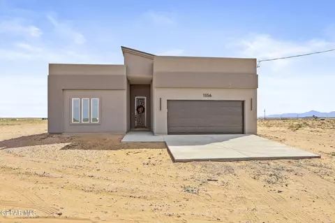 1356 Thar Desert Dr, Chaparral, NM 88081