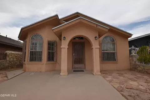 8511 Victor Ln, El Paso, TX 79907