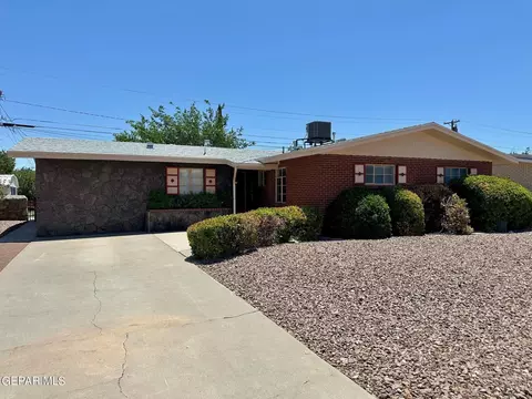 2612 Fir St, El Paso, TX 79925