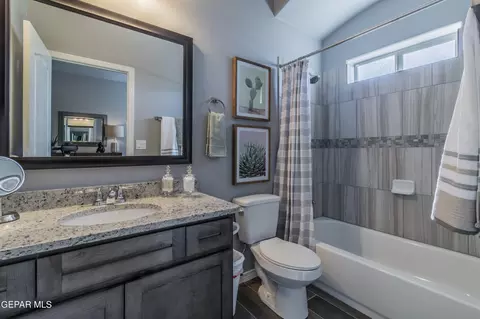 2236 Small Mountain Pl, El Paso, TX 79911 photo 9