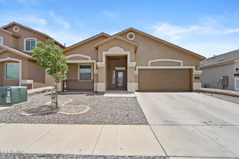 6740 La Puesta Dr, El Paso, TX 79932