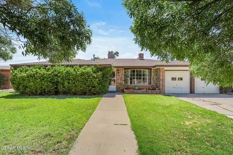 2909 Brady Pl, El Paso, TX 79935