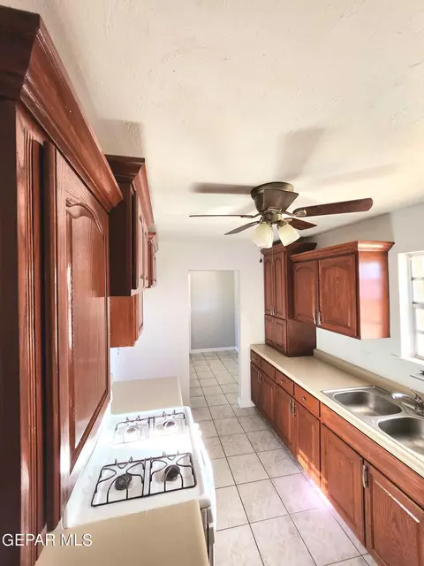 616 Eduardo St, Anthony, TX 79821 photo 10