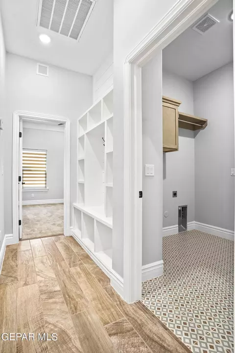 Entry Way - 3625 Pattern Pl, El Paso, TX 79938 photo 3 of 4