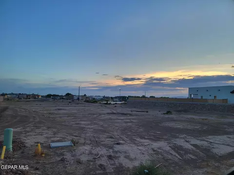 12284 Casa Bonita Ln, El Paso, TX 79936