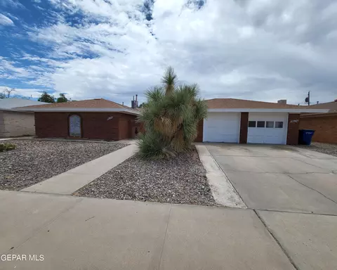 8626 Mettler Dr UNIT 24 AND 26, El Paso, TX 79925