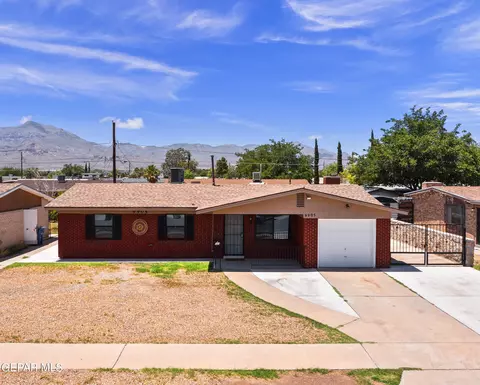 9905 Goby St, El Paso, TX 79924