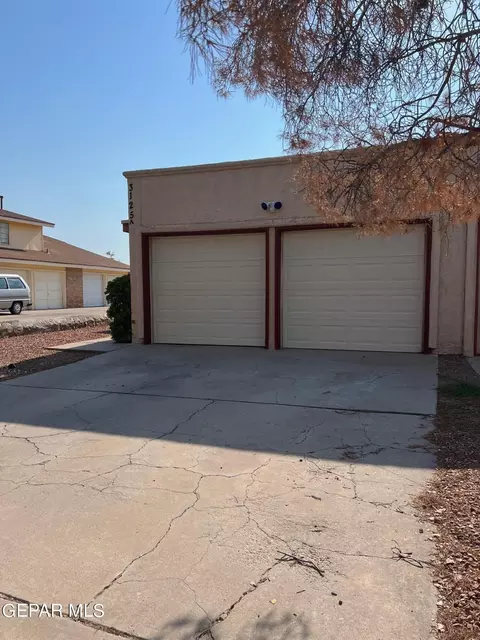 3125 Voss Dr #A, El Paso, TX 79936