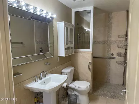 Bath - 12604 Setting Sun Dr, El Paso, TX 79938 photo 1 of 2