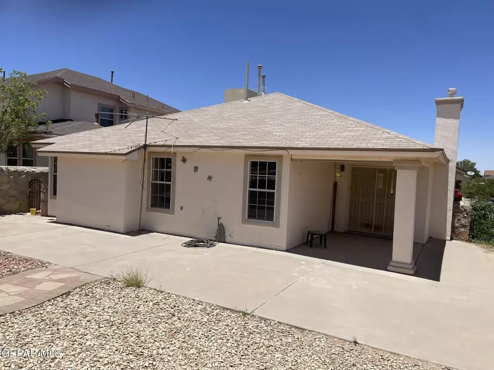 Exterior - 12604 Setting Sun Dr, El Paso, TX 79938 photo 3 of 5