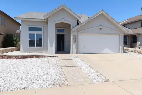 11105 Bullseye St, El Paso, TX 79934
