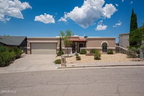 637 Spring Crest Dr, El Paso, TX 79912