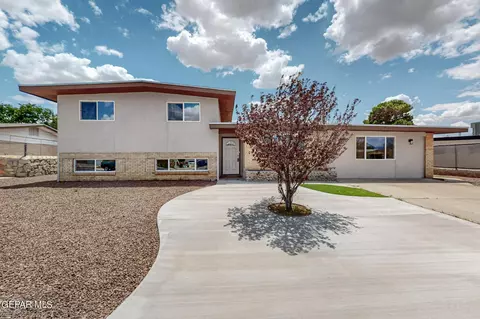 9704 Saigon Dr, El Paso, TX 79925