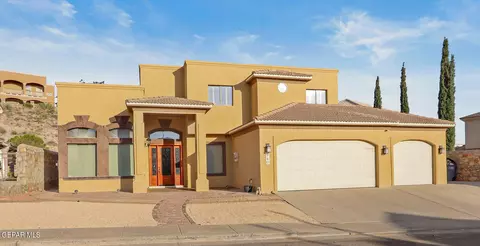 940 Via Descanso Dr, El Paso, TX 79912