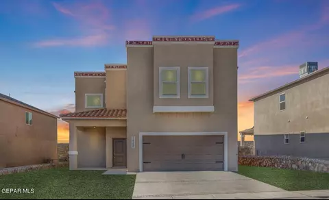 102 Hagan St, Sunland Park, NM 88063
