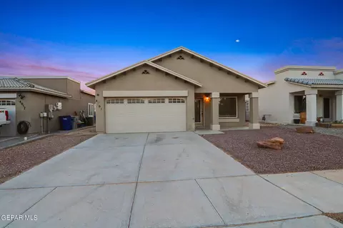 4961 Vincent James St, El Paso, TX 79938