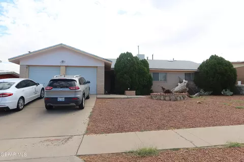 537 Marthmont Way, El Paso, TX 79912