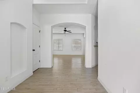 14217 Charles Pollock Ave, El Paso, TX 79938