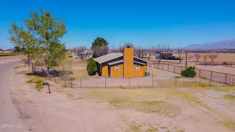 380 Abbey Rd, La Mesa, NM 88044
