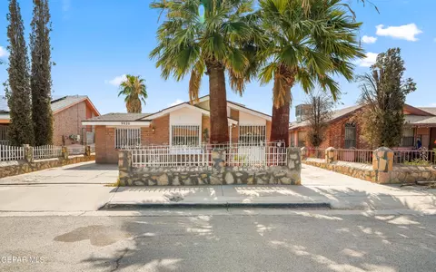 9820 Isaac Dr, El Paso, TX 79927