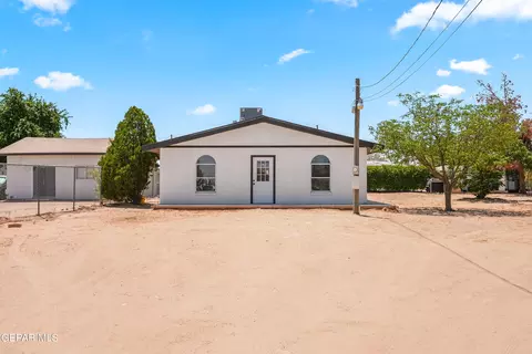 851 Agua Mineral Pl, Clint, TX 79836