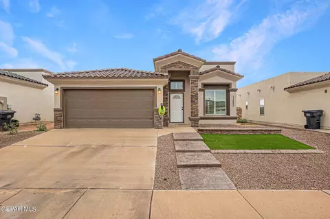 13685 Olney Ave, Horizon City, TX 79928