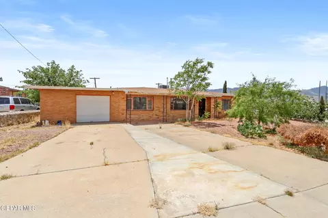 1905 Saint Johns Dr, El Paso, TX 79903