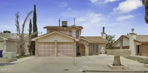 11821 Scott Simpson Dr, El Paso, TX 79936