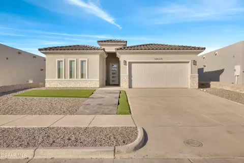 12836 Middlesbrough Ave, Horizon City, TX 79928