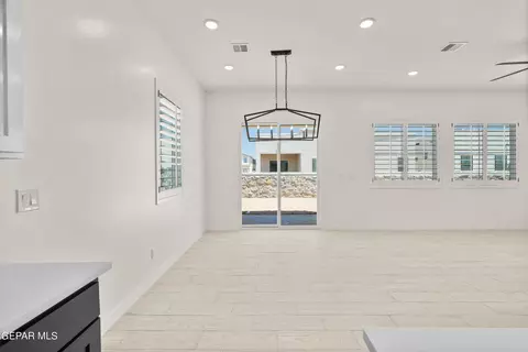 3613 Pattern Ln, El Paso, TX 79938 photo 14