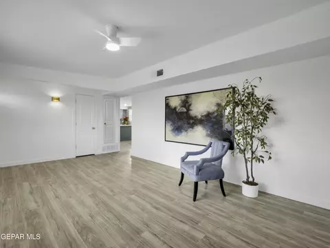 5613 Salem Dr, El Paso, TX 79924